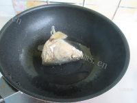 鲜美鱼头炖山药做法图解3)
