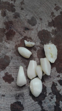家常菜蒜蓉西兰花做法图解1)