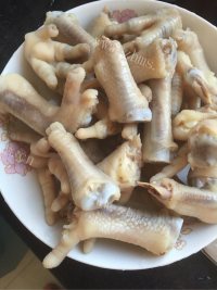喷香的红烧鸡爪做法图解2)