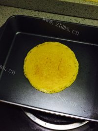 口感丰富的奶香玉米饼做法图解5)