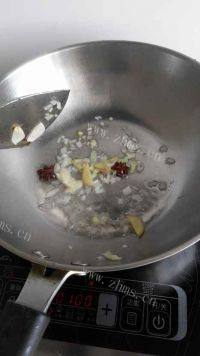 家常菜排骨炖豆角做法图解5)