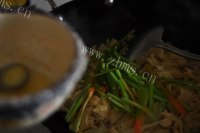 热腾腾的尖椒干豆腐做法图解10)