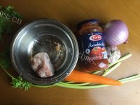 美味的肉酱意大利面做法图解1)