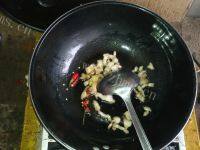 家常菜肉丝炒咸菜做法图解3)