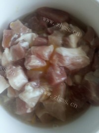 美味的肉段烧茄子做法图解4)