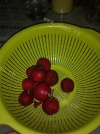 芳香四溢的冰糖葫芦做法图解1)