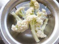家常菜蚝油花菜做法图解1)