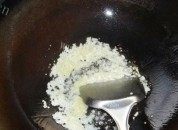 蒜蓉筒蒿做法图解2)
