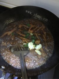 美味的香辣鸡爪做法图解13)