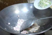 自制白菜炖冻豆腐做法图解7)