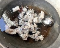 好喝的冬瓜羊排汤做法图解6)