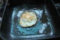 「DIY美食」煎鸡蛋做法图解4)