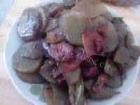 家常菜莴笋炒腊肉