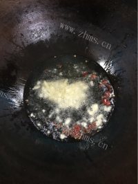 过瘾的酸菜烩猪血做法图解3)