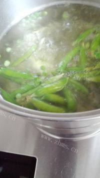 下酒菜盐水豌豆做法图解2)