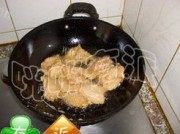 酸酸甜甜锅包肉做法图解1)
