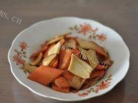 胡萝卜炒杏鲍菇