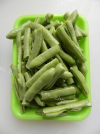 家常菜干煸四季豆做法图解6)