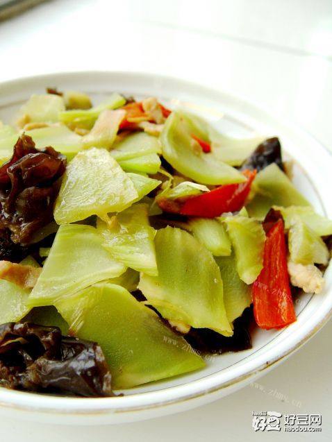 家常菜莴苣炒肉