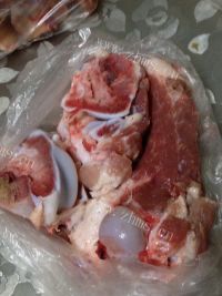 美味的骨汤冬瓜丸子煲做法图解2)