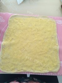 自制椰蓉面包卷做法图解6)