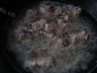 有营养的黄豆排骨汤做法图解2)