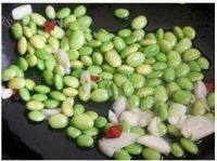 香气逼人的丝瓜炒毛豆做法图解5)