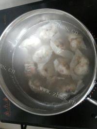 自制鲜虾小馄饨做法图解8)