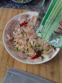 最爱的蒸肉做法图解6)
