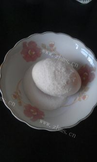 美味营养的咸鸭蛋做法图解5)
