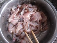 美味营养的水煮鱼做法图解5)