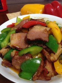 家常菜青椒炒腊肉