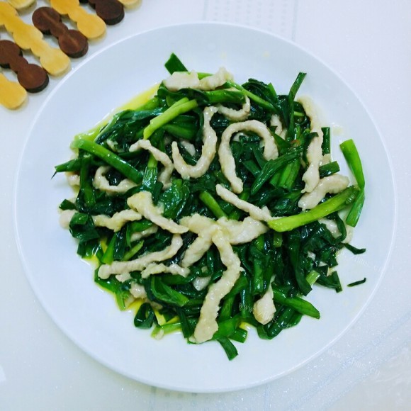 色香味俱全的韭菜炒肉丝