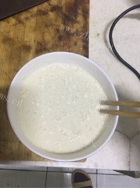 美味葱香南瓜粥做法图解4)