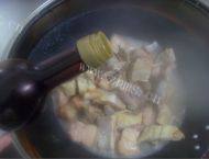 家常菜咸鱼烧肉做法图解8)