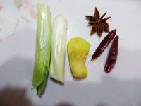 十分诱人的牛肉炖土豆做法图解5)