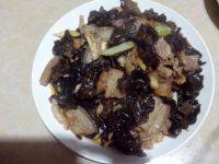 自制黑木耳炒肉