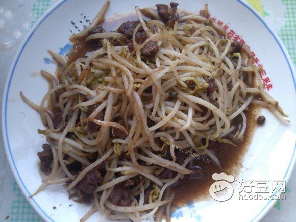 孜然羊肉炒豆芽