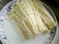 「念念不忘」凉拌金针菇做法图解1)