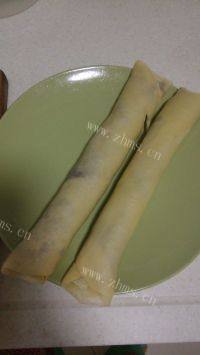 鸡蛋豆沙卷做法图解5)