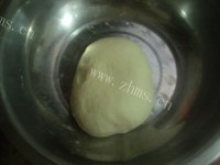 自己做的猪肉韭菜水饺做法图解2)