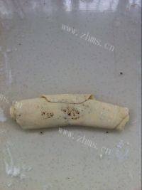 营养丰富的椒盐烧饼做法图解8)