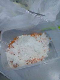 自己做的胡萝卜土豆饼做法图解2)
