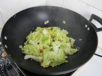 家常菜炝炒圆白菜