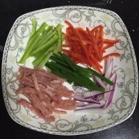 自制披萨蛋饼做法图解1)