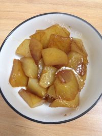 美味的炖萝卜