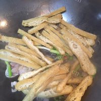 家常干煸豆腐皮做法图解5)