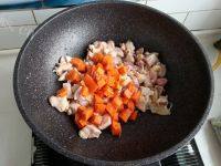 美味的咖喱鸡肉土豆做法图解6)