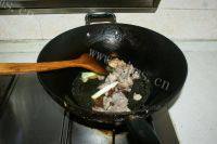 胡萝卜烧牛肉做法图解4)