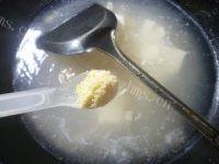 家常菜咸肉豆腐汤做法图解7)